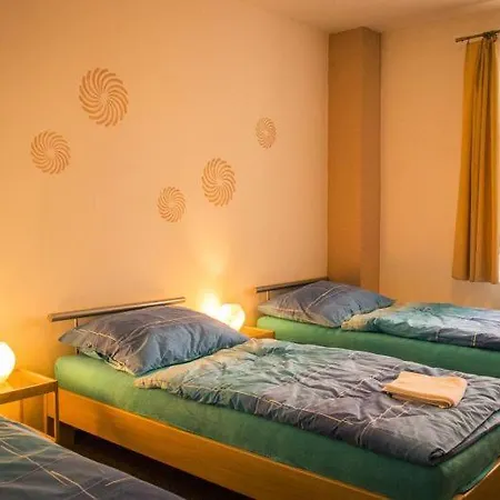 Mestske Kulturni Centrum Ve Fulneku Hotel *