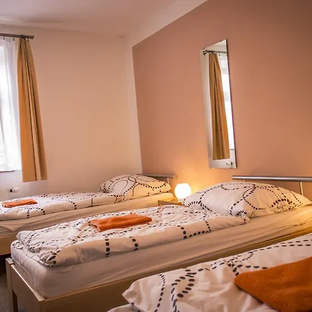 Mestske Kulturni Centrum Ve Fulneku Hotel